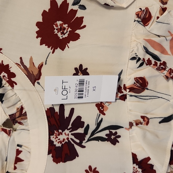 Loft XS Floral Blouse - Picture 2 of 3